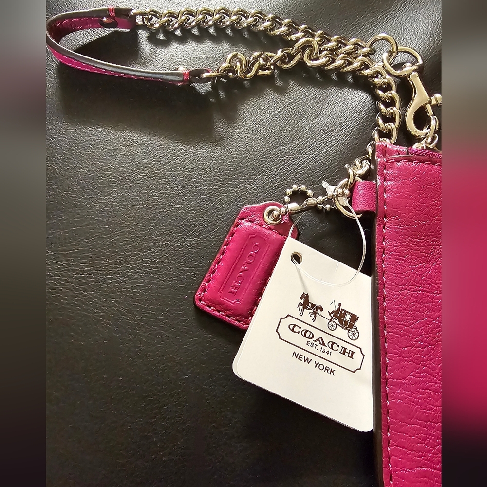 Coach Magenta Leather Slim Wristlet Clutch with silver chain New with Tags - Picture 4 of 14